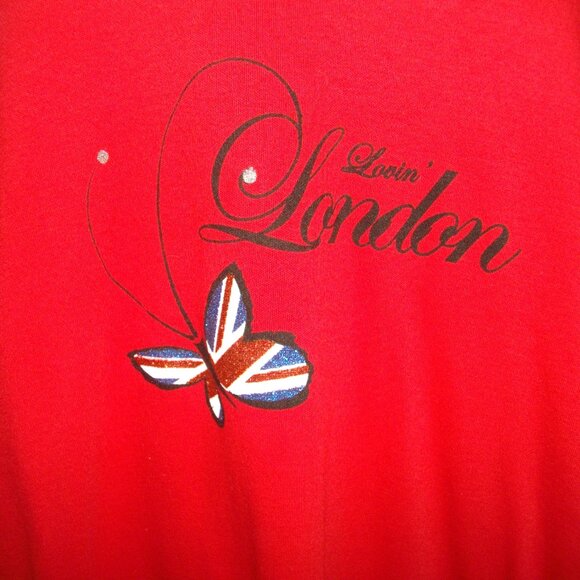 Women's Britain red Lovin' London t-shirt. Size L. New. - Picture 3 of 3